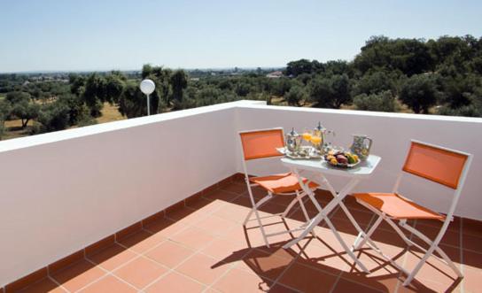 Hotel Quinta Dos Bastos Evora Exterior photo