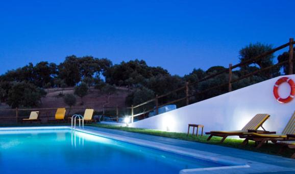 Hotel Quinta Dos Bastos Evora Exterior photo