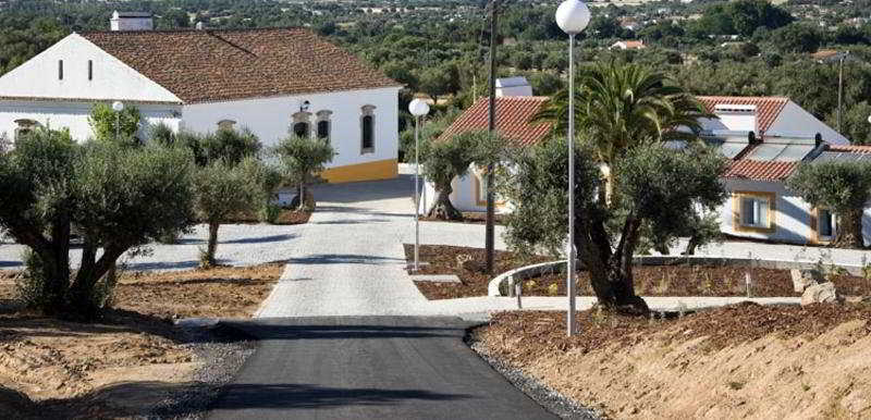 Hotel Quinta Dos Bastos Evora Exterior photo